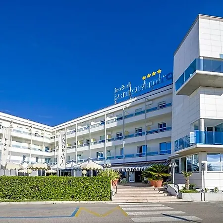 Panoramic 3*